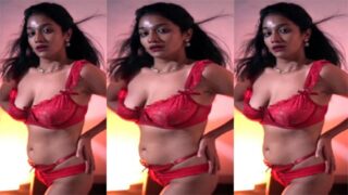 Lavanya Manickam Hot Bikini Tease Big Boobs Viral